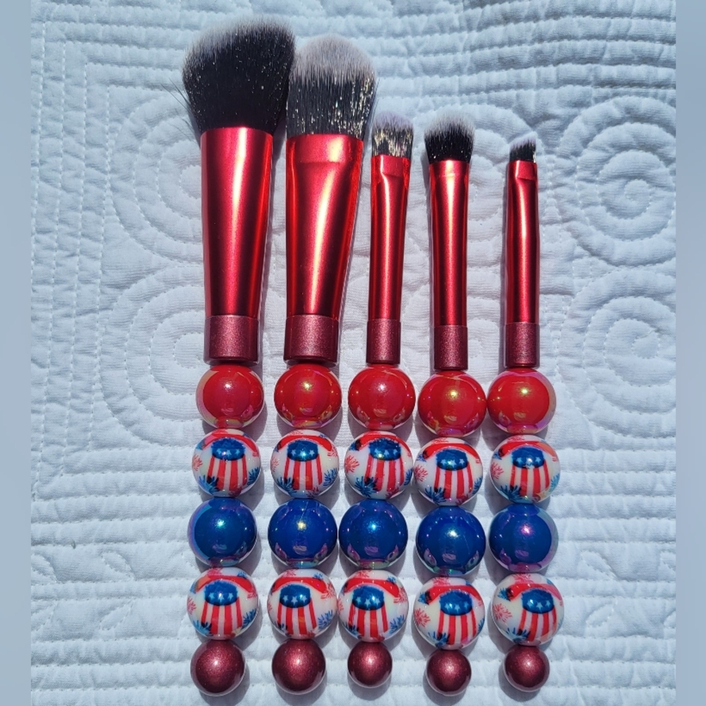 Handcafted Beaded Make Up Brush Set With Gift Box & Tag - NIP BUYERS CHOICE - Picture 3 of 7